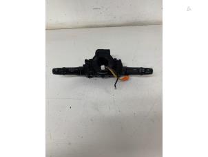 Used Steering column stalk Mitsubishi Space Star (A0) 1.0 12V Price € 75,00 Margin scheme offered by Het Viaduct