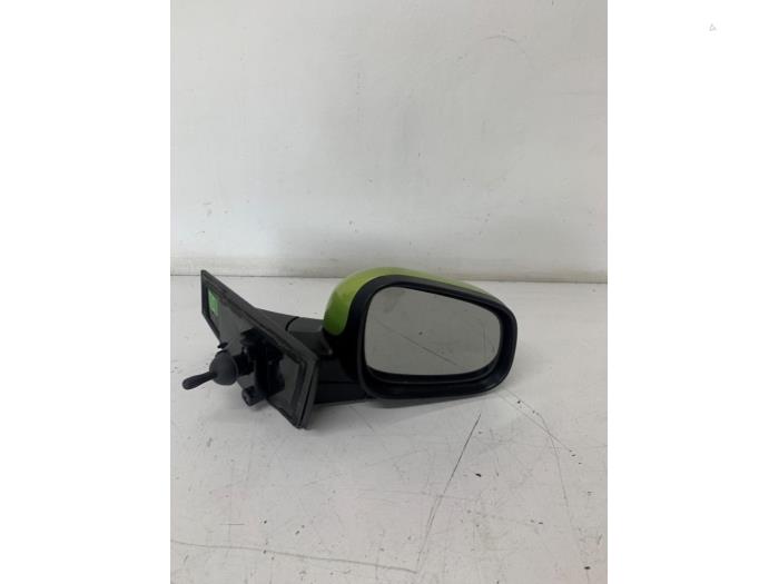 Wing mirror, right from a Chevrolet Spark (M300) 1.0 16V 2014