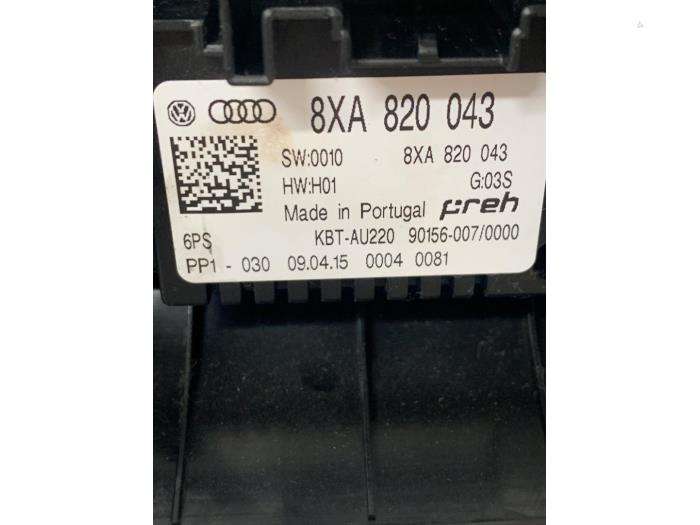 Panel de control de aire acondicionado de un Audi A1 (8X1/8XK) 1.4 TDI Ultra 12V 2015