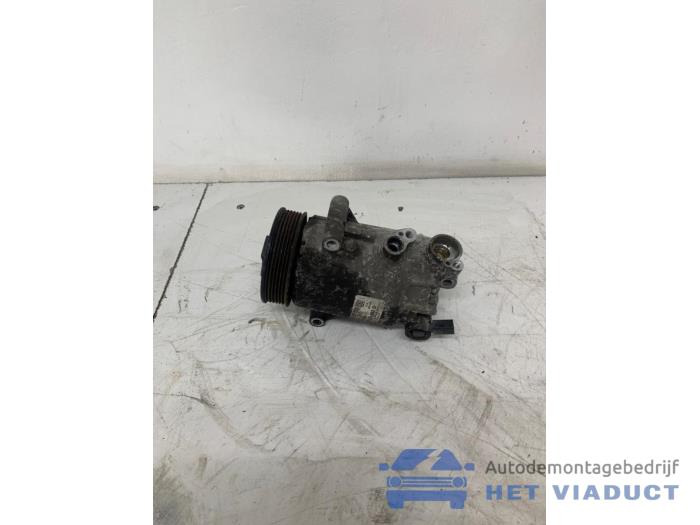 Usagé Pompe clim Audi A1 (8X1/8XK) 1.4 TDI Ultra 12V Prix € 120,00 Règlement à la marge proposé par Het Viaduct