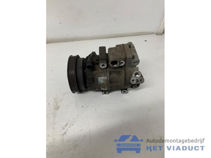 Usagé Pompe clim Hyundai i30 (FD) 1.6 CRDi 16V VGT HP Prix € 120,00 Règlement à la marge proposé par Het Viaduct