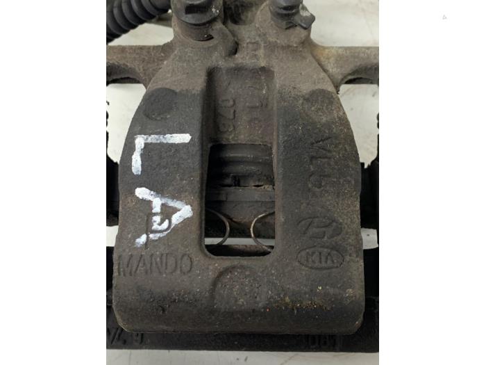 Rear brake calliper, right from a Hyundai i10 1.2 16V 2022
