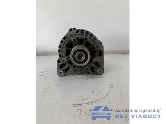 Begagnade Dynamo Renault Captur I (2R) 0.9 Energy TCE 12V Pris € 80,00 Marginaltabell erbjuds av Het Viaduct