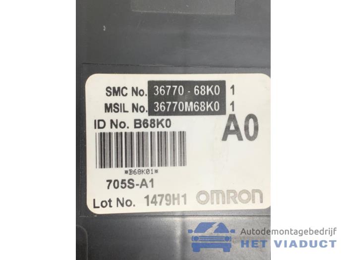 Fuse box Suzuki Alto 1.0 12V 3677068K01 SUZUKI Het Viaduct