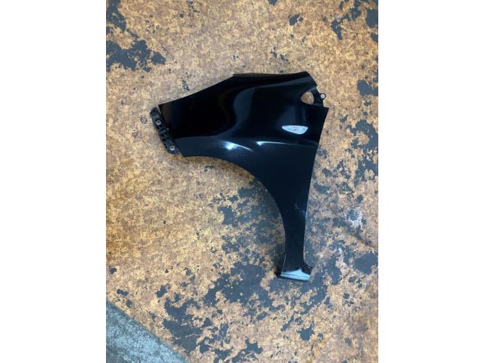Front wing, left from a Kia Picanto (TA) 1.0 12V 2014