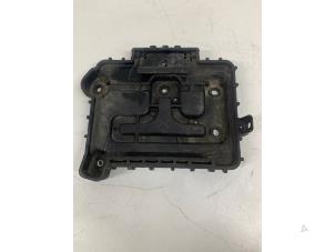 Used Battery box Kia Picanto (TA) 1.0 12V Price € 25,00 Margin scheme offered by Het Viaduct