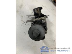 EGR-pump från en Mercedes-Benz Citan (415.6) 1.5 108 CDI 2014
