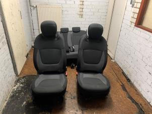 Used Set of upholstery (complete) Renault Captur (2R) 0.9 Energy TCE 12V Price € 400,00 Margin scheme offered by Het Viaduct