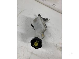 Used Master cylinder Kia Picanto (JA) 1.0 12V Price € 60,00 Margin scheme offered by Het Viaduct