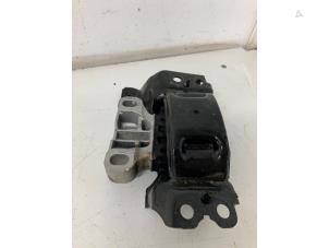 Used Engine mount Volkswagen Polo VI (AW1) 1.6 TDI 16V 95 Price € 35,00 Margin scheme offered by Het Viaduct