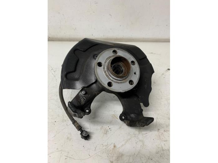 Knuckle, front left from a Volkswagen Polo VI (AW1) 1.6 TDI 16V 95 2019
