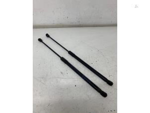 Used Set of tailgate gas struts Opel Astra K 1.4 Turbo 16V Price € 25,00 Margin scheme offered by Het Viaduct