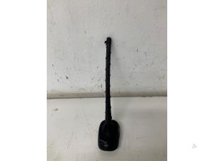Used Antenna Volkswagen Polo VI (AW1) 1.0 MPi 12V Price € 15,00 Margin scheme offered by Het Viaduct