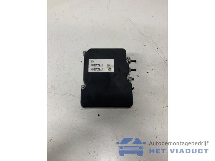 Begagnade ABS-pump Seat Ibiza IV SC (6J1) 1.6 TDI 90 Pris € 115,00 Marginaltabell erbjuds av Het Viaduct