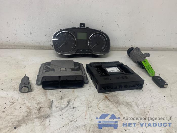 Used Ignition lock + computer Skoda Fabia II (5J) 1.2 TSI Price € 300,00 Margin scheme offered by Het Viaduct