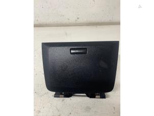 Used Glovebox Volkswagen Polo V (6R) 1.2 TSI Price € 50,00 Margin scheme offered by Het Viaduct
