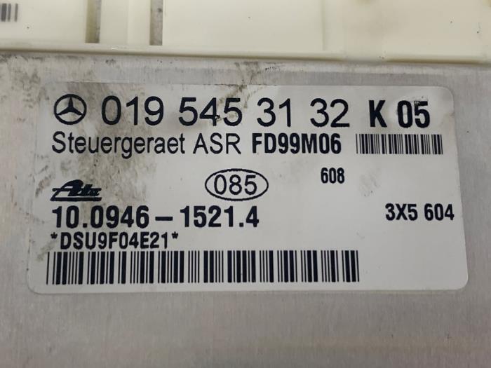 Ordenador ABS de un Mercedes-Benz SLK (R170) 2.0 200 16V 1999