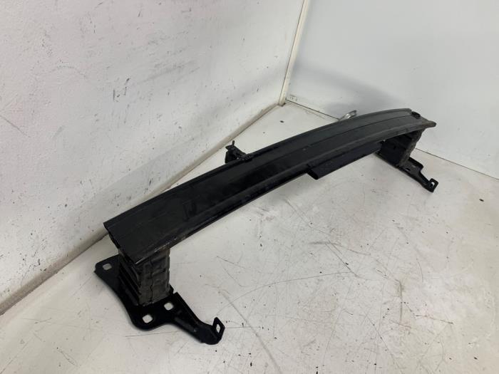 Front bumper frame from a Skoda Fabia III Combi (NJ5) 1.0 12V Greentech 2019