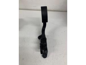 Used Accelerator pedal Hyundai i20 (GBB) 1.2i 16V Price € 45,00 Margin scheme offered by Het Viaduct
