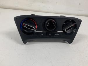 Used Heater control panel Hyundai i20 (GBB) 1.2i 16V Price € 50,00 Margin scheme offered by Het Viaduct