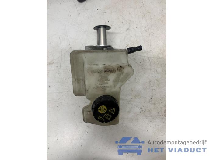 Gebrauchte Hauptbremszylinder Seat Ibiza V (KJB) 1.0 12V Preis € 60,00 Margenregelung angeboten von Het Viaduct
