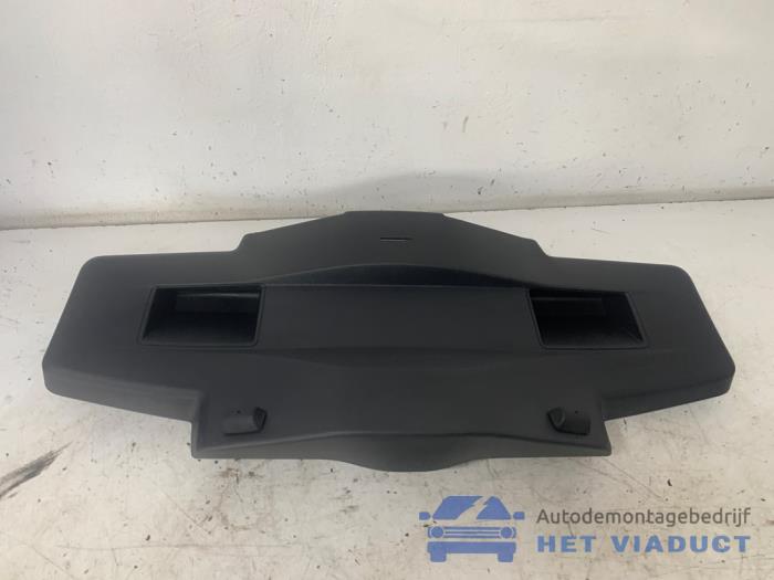 Używane Tapicerka tylnej klapy Seat Ibiza V (KJB) 1.0 12V Cena € 50,00 Procedura marży oferowane przez Het Viaduct