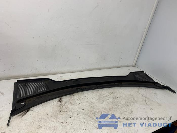 Używane Parawan Seat Ibiza V (KJB) 1.0 12V Cena € 45,00 Procedura marży oferowane przez Het Viaduct