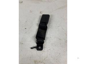 Used Front seatbelt buckle, right BMW 3 serie (G20) 330e 2.0 TwinPower Turbo 16V Price € 35,00 Margin scheme offered by Het Viaduct