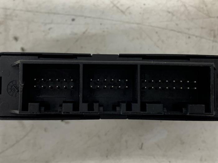 Modul hamulca postojowego z Ford Focus 3 Wagon 1.5 TDCi 2018