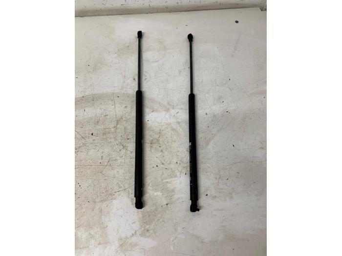 Set of tailgate gas struts from a Mitsubishi Space Star (A0) 1.2 12V 2014