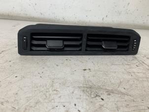 Used Dashboard vent Volkswagen Polo VI (AW1) 1.6 TDI 16V 95 Price € 50,00 Margin scheme offered by Het Viaduct