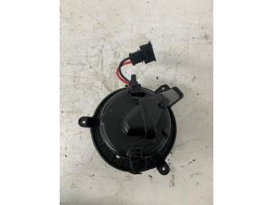 Used Heating and ventilation fan motor Volkswagen Polo VI (AW1) 1.6 TDI 16V 95 Price € 50,00 Margin scheme offered by Het Viaduct