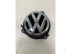 Used Tailgate handle Volkswagen Polo V (6R) 1.4 TDI 12V 90 Price € 25,00 Margin scheme offered by Het Viaduct
