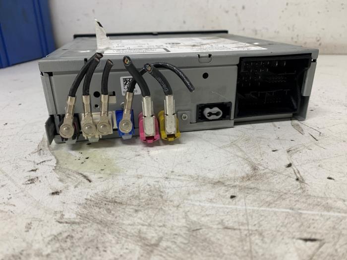 Unité de contrôle Multimedia d'un Skoda Fabia III (NJ3) 1.4 TSI 16V R5 Edition 2018
