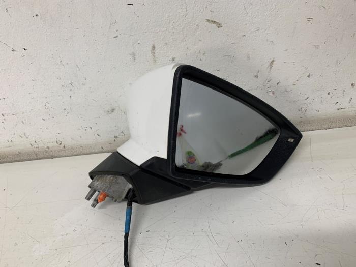 Wing mirror, right from a Seat Leon ST (5FF) 1.6 TDI 16V 2017