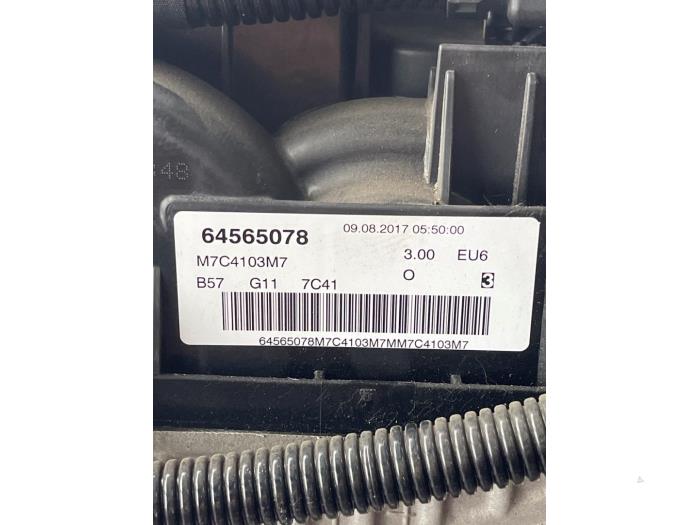 Motor from a BMW 5 serie Touring (G31) 530d xDrive 3.0 TwinPower Turbo 24V 2019