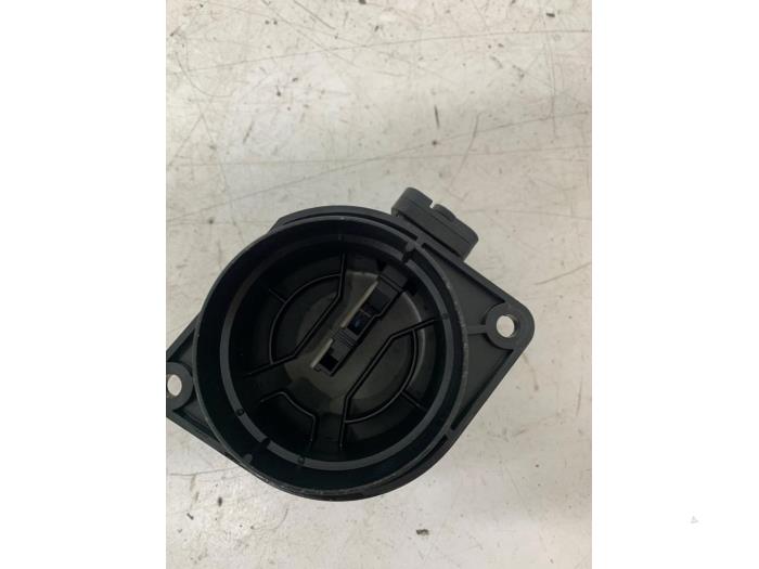Airflow meter from a Seat Leon ST (5FF) 1.6 TDI 16V 2017