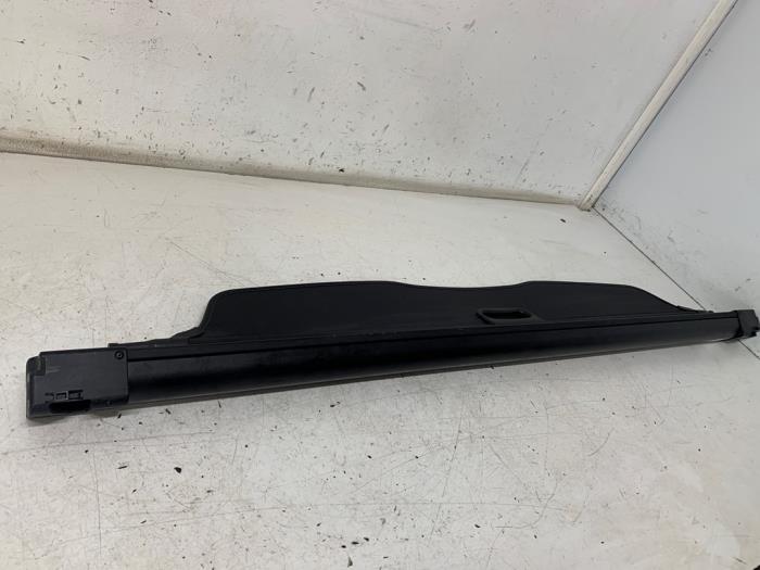 Luggage compartment cover from a BMW 5 serie Touring (G31) 530d xDrive 3.0 TwinPower Turbo 24V 2019