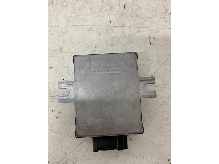 Electric fuel module from a BMW 5 serie Touring (G31) 530d xDrive 3.0 TwinPower Turbo 24V 2019