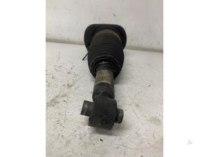 Used Rear shock absorber rod, right BMW 5 serie Touring (G31) 530d xDrive 3.0 TwinPower Turbo 24V Price € 250,00 Margin scheme offered by Het Viaduct