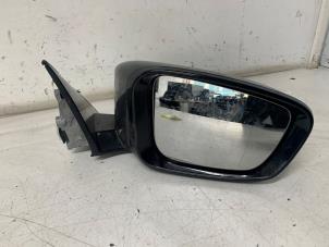 Used Wing mirror, right BMW 5 serie Touring (G31) 530d xDrive 3.0 TwinPower Turbo 24V Price € 500,00 Margin scheme offered by Het Viaduct