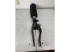 BMW 5 serie Touring (G31) 530d xDrive 3.0 TwinPower Turbo 24V Front shock absorber rod, left