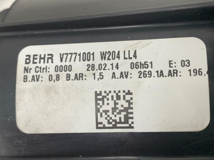 Motor de ventilador de calefactor de un Mercedes-Benz E (W212) E-220 CDI 16V BlueEfficiency,BlueTEC 2014