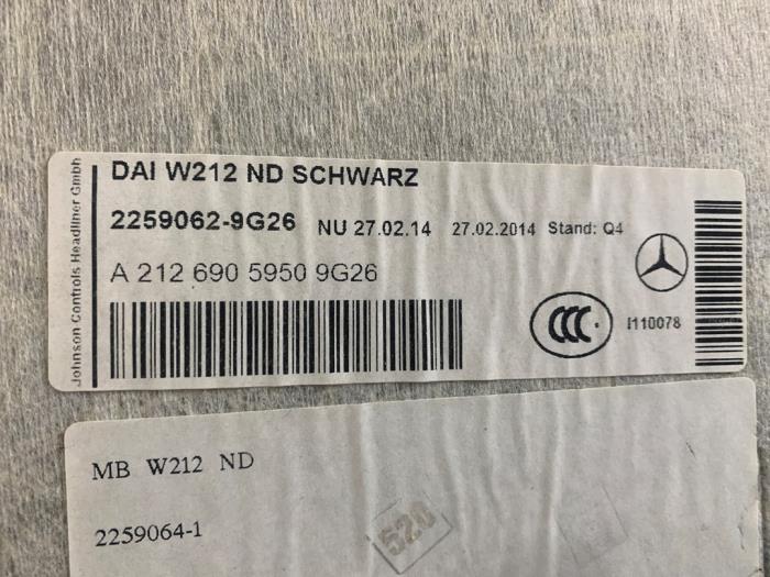 Dachverkleidung van een Mercedes-Benz E (W212) E-220 CDI 16V BlueEfficiency,BlueTEC 2014