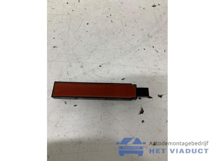 Używane Keyless Entry-Antena Renault Kadjar (RFEH) 1.5 dCi DPF Cena € 30,00 Procedura marży oferowane przez Het Viaduct