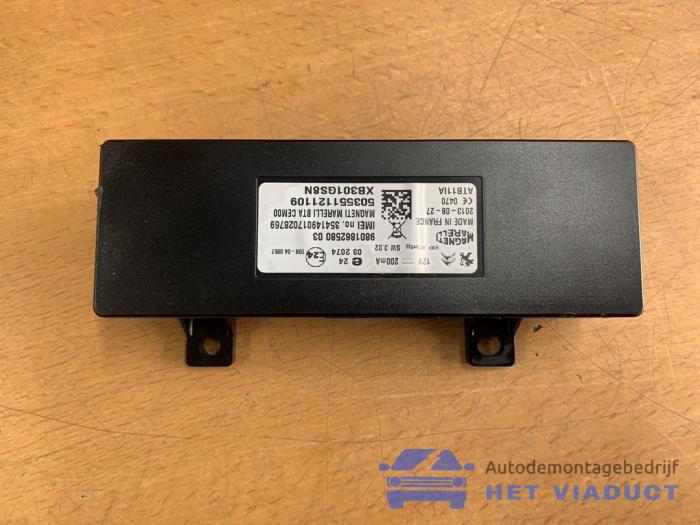 Usagé Module navigation Peugeot 508 SW (8E/8U) 2.2 HDiF 16V GT Prix € 60,00 Règlement à la marge proposé par Het Viaduct
