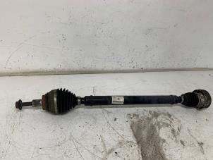 Used Front drive shaft, right Volkswagen Touran (5T1) 1.2 TSI Price € 150,00 Margin scheme offered by Het Viaduct