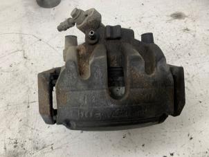 Used Front brake calliper, right Peugeot 508 SW (8E/8U) 2.2 HDiF 16V GT Price € 50,00 Margin scheme offered by Het Viaduct