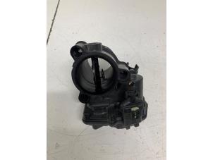 Used Throttle body BMW 1 serie (F40) 118d 2.0 16V Price € 60,00 Margin scheme offered by Het Viaduct