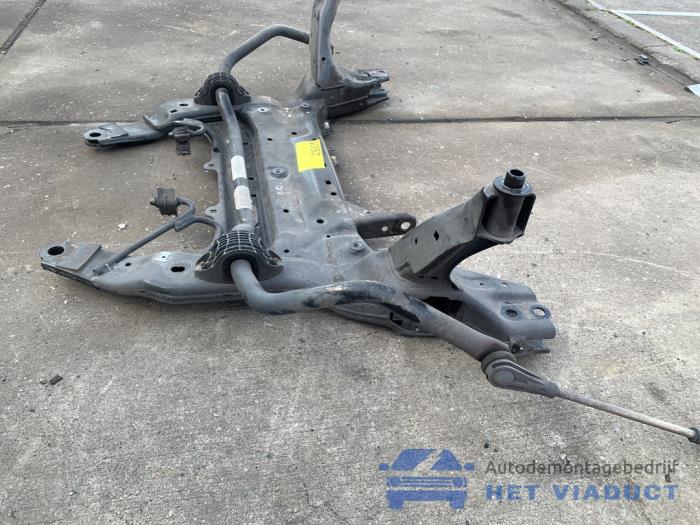 F46 Rear Subframe Subframe BMW 2 serie Gran Tourer 220dA xDrive 2.0 TwinPower Turbo 16V ...